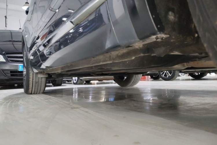 Used Geely Auto Monjaro L 2022 1.5T Thunder Hi·F Plug-in Hybrid Super Rui Right Side Sill