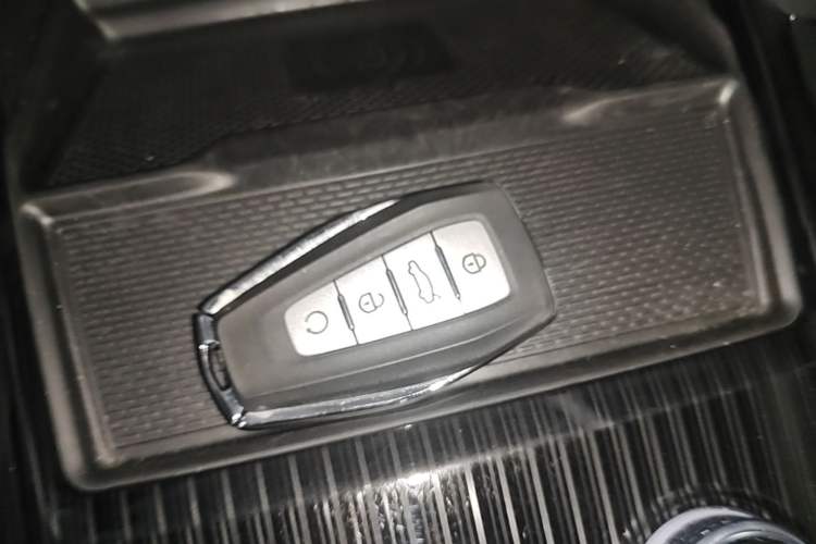 Used Geely Auto Monjaro L 2022 1.5T Thunder Hi·F Plug-in Hybrid Super Rui Vehicle Key