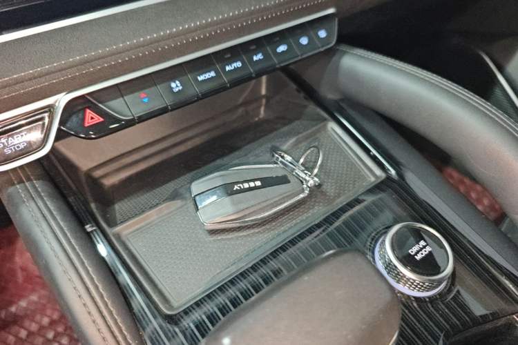 Used Geely Auto Monjaro L 2022 1.5T Leishen Hi·F Plug-in Hybrid Super Xun Vehicle Key