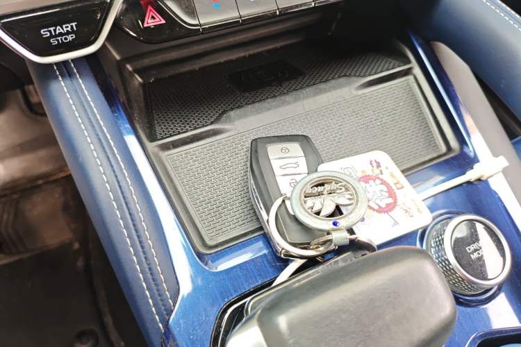Used Geely Auto Monjaro L 2022 1.5T Leishen Hi·F Plug-in Hybrid Super Xun Vehicle Key