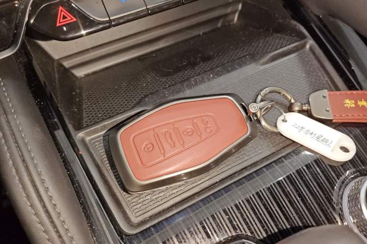 Used Geely Auto Monjaro L 2022 1.5T Thunder Hi·F Plug-in Hybrid Super Rui Vehicle Key