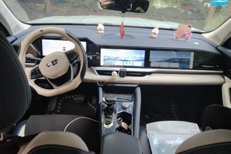 Used Geely Auto Monjaro L 2022 1.5T Leishen Hi·F Plug-in Hybrid Super Xun Center Console
