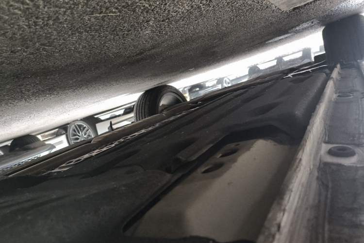 Used Geely Auto Monjaro L 2022 1.5T Thunder Hi·F Plug-in Hybrid Super Rui Chassis Rear Left