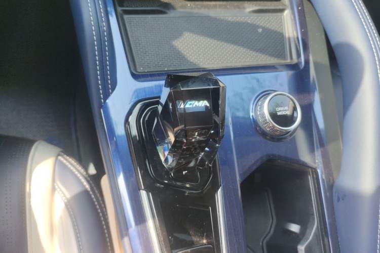 Used Geely Auto Monjaro L 2022 1.5T Thunder Hi·F Plug-in Hybrid Super Rui Gear Lever