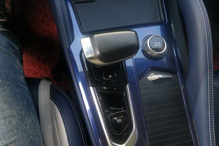 Used Geely Auto Monjaro L 2022 1.5T Leishen Hi·F Plug-in Hybrid Super Xun Gear Lever