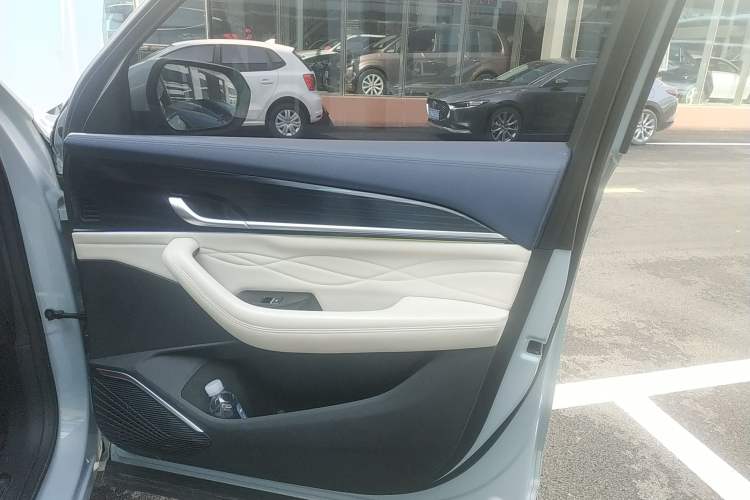 Used Geely Auto Monjaro L 2022 1.5T Leishen Hi·F Plug-in Hybrid Super Xun Interior 5