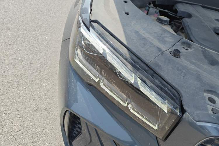 Used Geely Auto Monjaro L 2022 1.5T Thunder Hi·F Plug-in Hybrid Super Rui Right Front Headlight