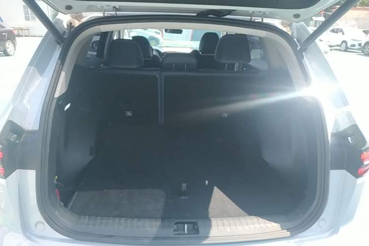 Used Geely Auto Monjaro L 2022 1.5T Leishen Hi·F Plug-in Hybrid Super Xun Trunk