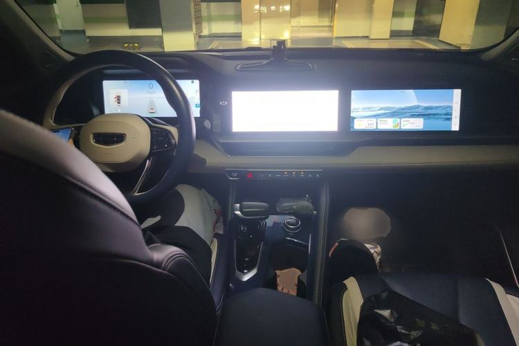 Used Geely Auto Monjaro L 2022 1.5T Thunder Hi·F Plug-in Hybrid Super Rui Center Console