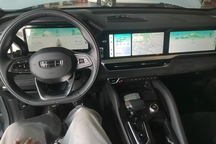 Used Geely Auto Monjaro L 2022 1.5T Leishen Hi·F Plug-in Hybrid Super Xun Center Console