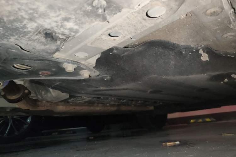 Used Geely Auto Monjaro L 2022 1.5T Thunder Hi·F Plug-in Hybrid Super Rui Chassis Front Left