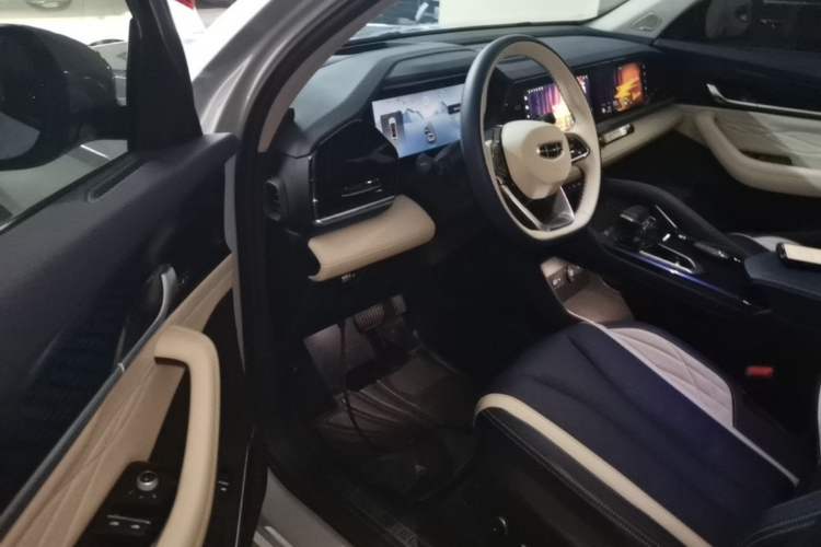 Used Geely Auto Monjaro L 2022 1.5T Thunder Hi·F Plug-in Hybrid Super Rui Driver Seat