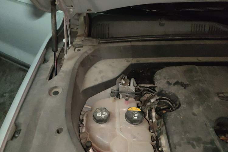 Used Geely Auto Monjaro L 2022 1.5T Leishen Hi·F Plug-in Hybrid Super Xun Engine Bay Right