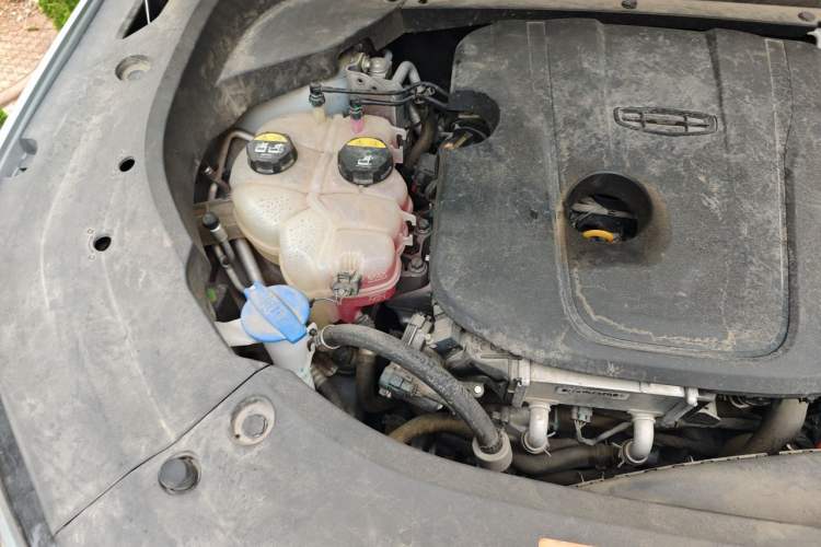 Used Geely Auto Monjaro L 2022 1.5T Leishen Hi·F Plug-in Hybrid Super Xun Engine Bay Right