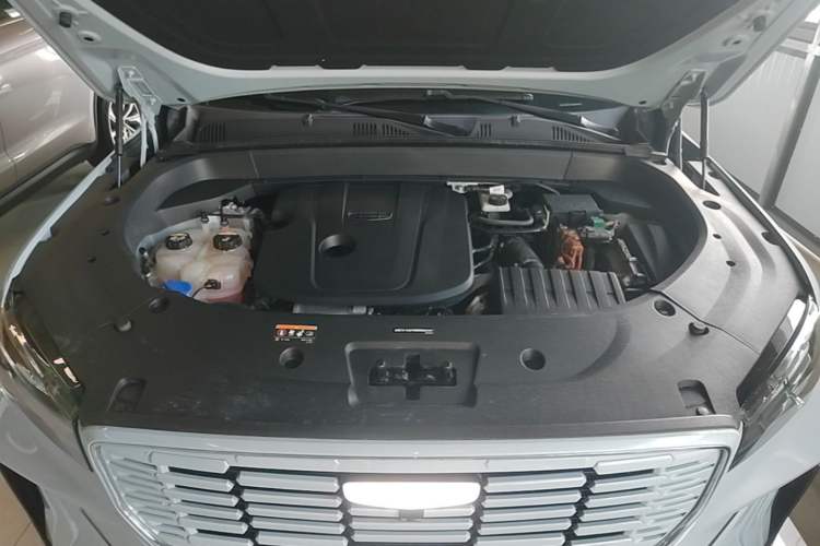 Used Geely Auto Monjaro L 2022 1.5T Leishen Hi·F Plug-in Hybrid Super Xun Engine Bay