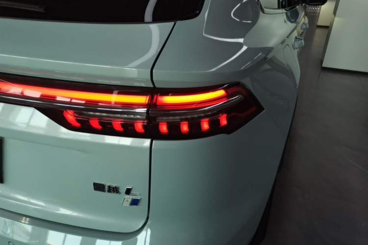 Used Geely Auto Monjaro L 2022 1.5T Leishen Hi·F Plug-in Hybrid Super Xun Exterior 3