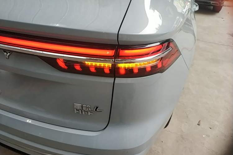 Used Geely Auto Monjaro L 2022 1.5T Leishen Hi·F Plug-in Hybrid Super Xun Exterior 3