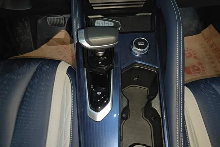 Used Geely Auto Monjaro L 2022 1.5T Leishen Hi·F Plug-in Hybrid Super Xun Gear Lever
