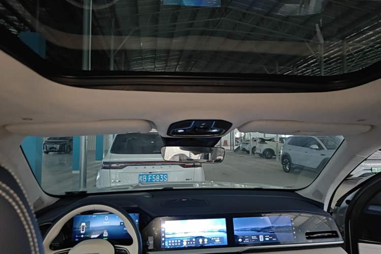 Used Geely Auto Monjaro L 2022 1.5T Leishen Hi·F Plug-in Hybrid Super Xun Headliner