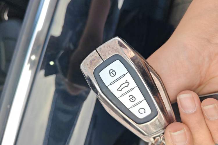 Used Geely Auto Monjaro L 2022 1.5T Leishen Hi·F Plug-in Hybrid Super Xun Interior 1