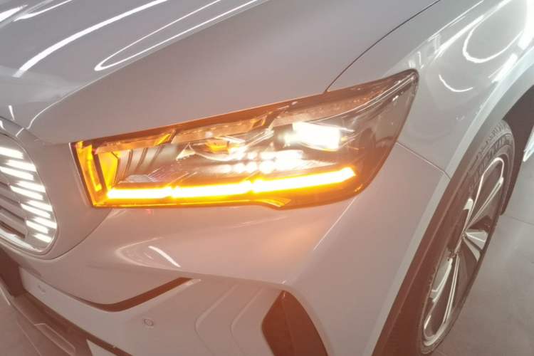 Used Geely Auto Monjaro L 2022 1.5T Leishen Hi·F Plug-in Hybrid Super Xun Left Front Headlight