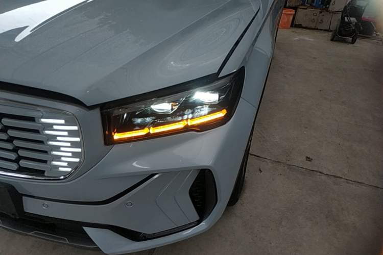 Used Geely Auto Monjaro L 2022 1.5T Leishen Hi·F Plug-in Hybrid Super Xun Left Front Headlight