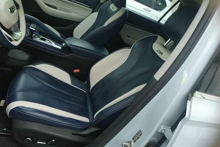 Used Geely Auto Monjaro L 2022 1.5T Leishen Hi·F Plug-in Hybrid Super Xun Left Front Seat