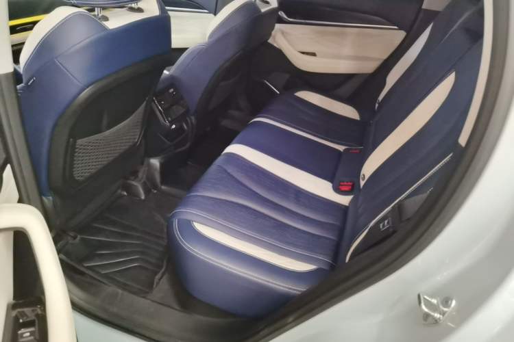 Used Geely Auto Monjaro L 2022 1.5T Thunder Hi·F Plug-in Hybrid Super Rui Left Rear Seat