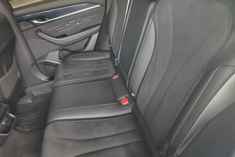 Used Geely Auto Monjaro L 2022 1.5T Leishen Hi·F Plug-in Hybrid Super Xun Left Rear Seat
