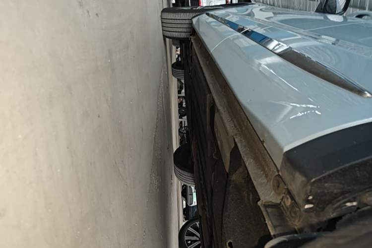Used Geely Auto Monjaro L 2022 1.5T Leishen Hi·F Plug-in Hybrid Super Xun Left Side Sill