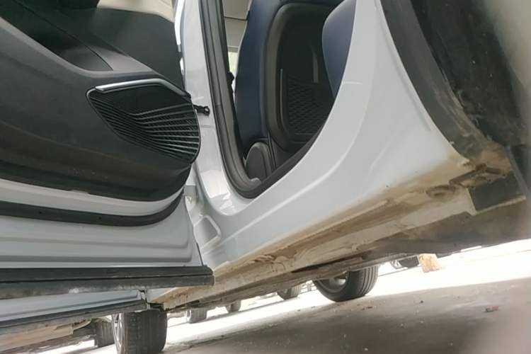 Used Geely Auto Monjaro L 2022 1.5T Leishen Hi·F Plug-in Hybrid Super Xun Left Side Sill