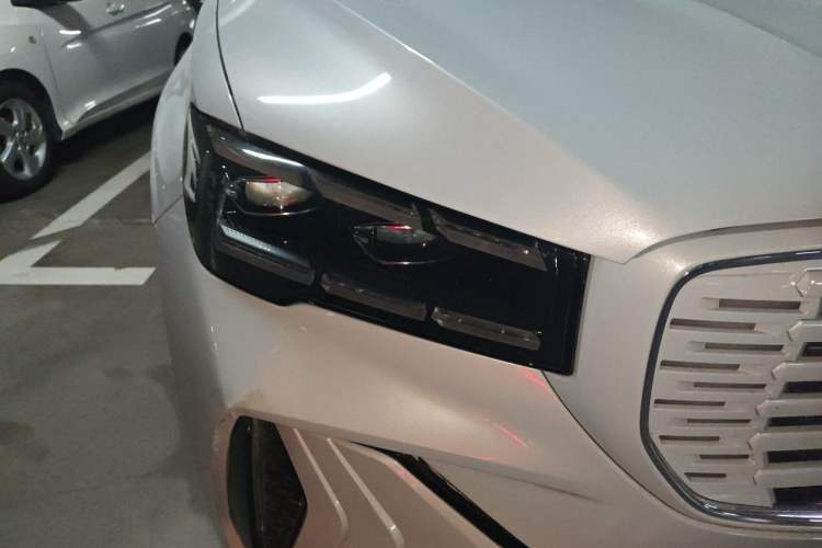 Used Geely Auto Monjaro L 2022 1.5T Thunder Hi·F Plug-in Hybrid Super Rui Right Front Headlight