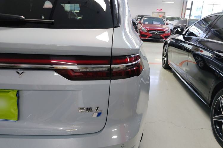Used Geely Auto Monjaro L 2022 1.5T Thunder Hi·F Plug-in Hybrid Super Rui Right Rear Taillight