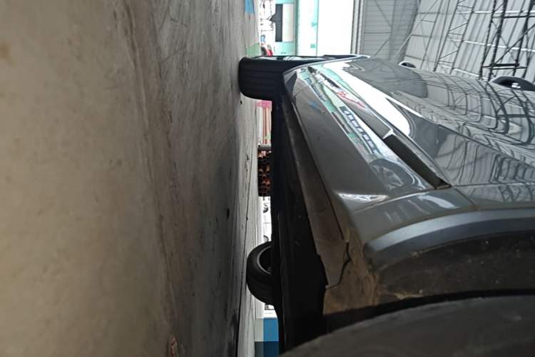 Used Geely Auto Monjaro L 2022 1.5T Leishen Hi·F Plug-in Hybrid Super Xun Right Side Sill