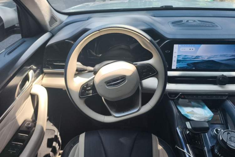 Used Geely Auto Monjaro L 2022 1.5T Leishen Hi·F Plug-in Hybrid Super Xun Steering Wheel