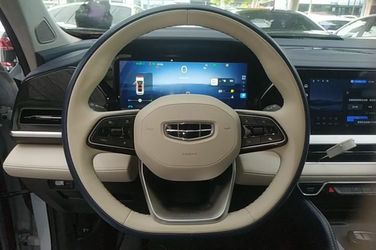 Used Geely Auto Monjaro L 2022 1.5T Leishen Hi·F Plug-in Hybrid Super Xun Steering Wheel