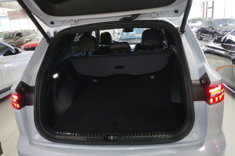 Used Geely Auto Monjaro L 2022 1.5T Thunder Hi·F Plug-in Hybrid Super Rui Trunk