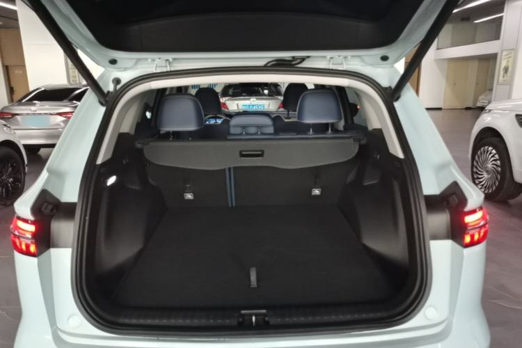 Used Geely Auto Monjaro L 2022 1.5T Leishen Hi·F Plug-in Hybrid Super Xun Trunk
