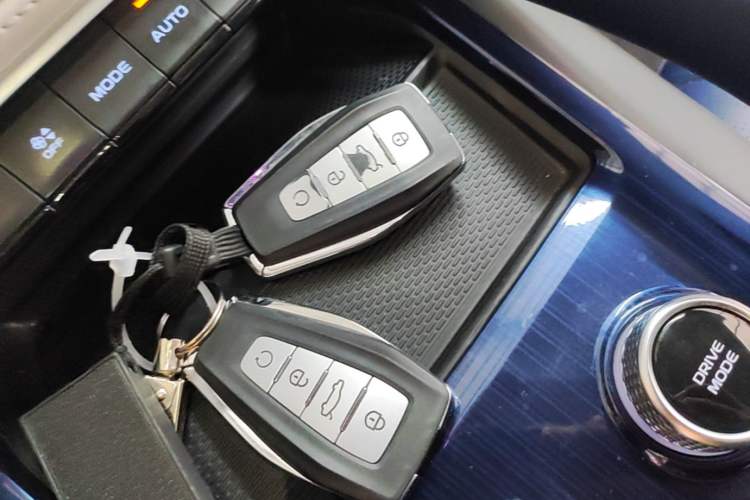 Used Geely Auto Monjaro L 2022 1.5T Leishen Hi·F Plug-in Hybrid Super Xun Vehicle Key