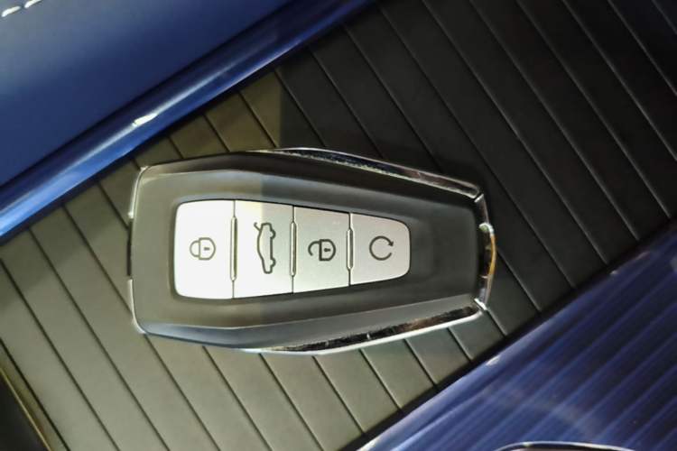 Used Geely Auto Monjaro L 2022 1.5T Leishen Hi·F Plug-in Hybrid Super Xun Vehicle Key