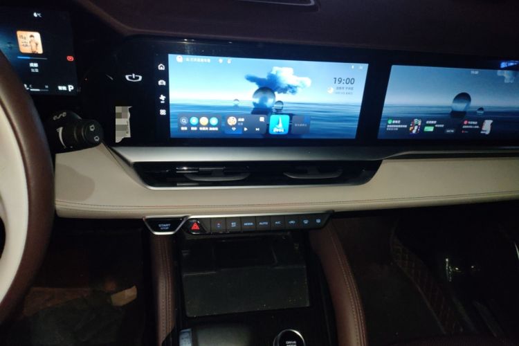 Used Geely Auto Monjaro L 2023 2.0TD High-Power Automatic Two-Wheel Drive Flagship Version Audio And AC Panel