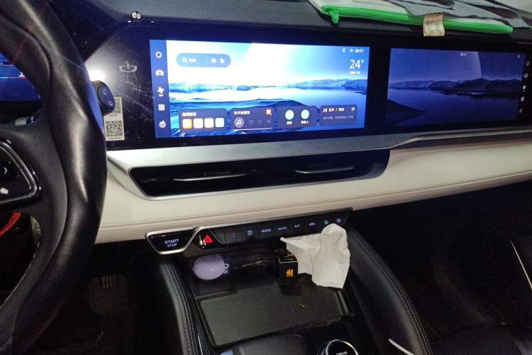 Used Geely Auto Monjaro L 2023 2.0TD High-Power Automatic Two-Wheel Drive Flagship Version Audio And AC Panel