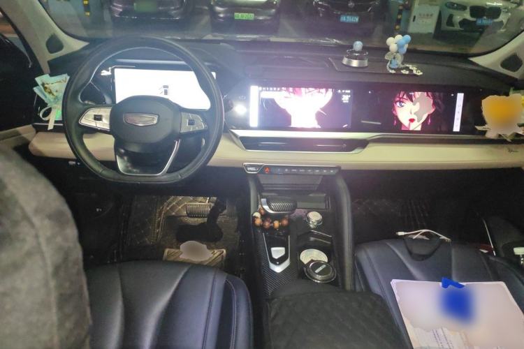 Used Geely Auto Monjaro L 2023 2.0TD High-Power Automatic Two-Wheel Drive Flagship Version Center Console