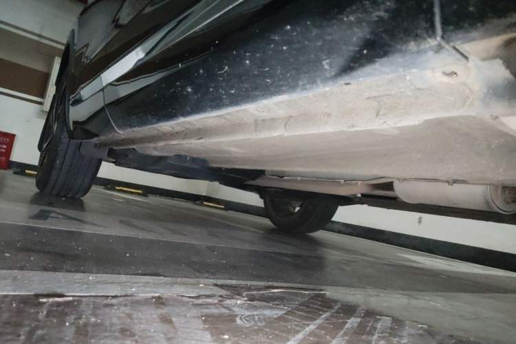 Used Geely Auto Monjaro L 2023 2.0TD High-Power Automatic Two-Wheel Drive Flagship Version Chassis Front Right