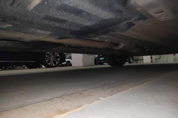 Used Geely Auto Monjaro L 2023 2.0TD High-Power Automatic Two-Wheel Drive Flagship Version Chassis Rear Right