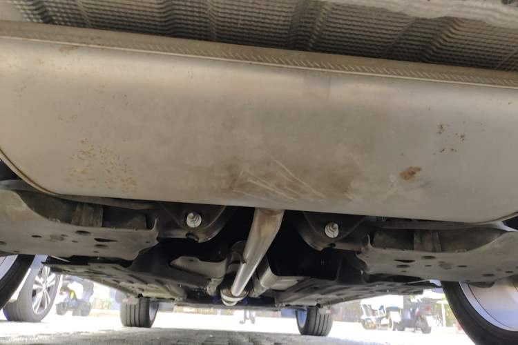 Used Geely Auto Monjaro L 2023 2.0TD High-Power Automatic Two-Wheel Drive Flagship Version Chassis Rear