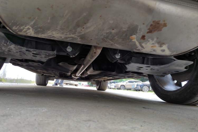 Used Geely Auto Monjaro L 2023 2.0TD High-Power Automatic Two-Wheel Drive Flagship Version Chassis Rear