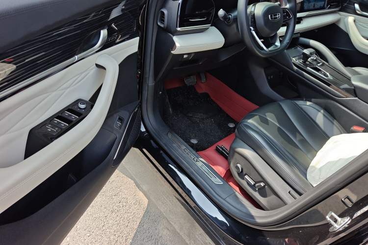 Used Geely Auto Monjaro L 2023 2.0TD High-Power Automatic Two-Wheel Drive Flagship Version Driver Seat