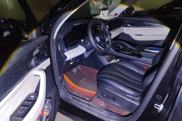 Used Geely Auto Monjaro L 2023 2.0TD High-Power Automatic Two-Wheel Drive Flagship Version Driver Seat