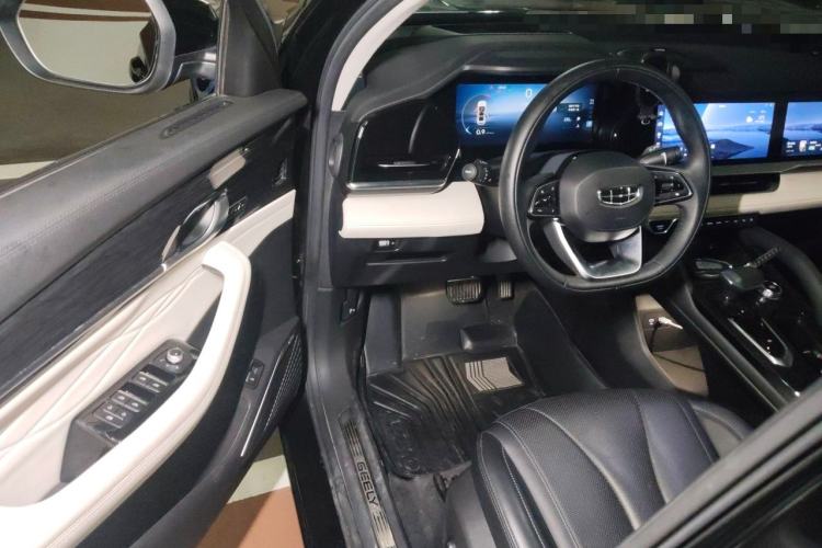 Used Geely Auto Monjaro L 2023 2.0TD High-Power Automatic Two-Wheel Drive Flagship Version Driver Seat